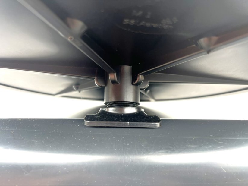 Konektor grommet